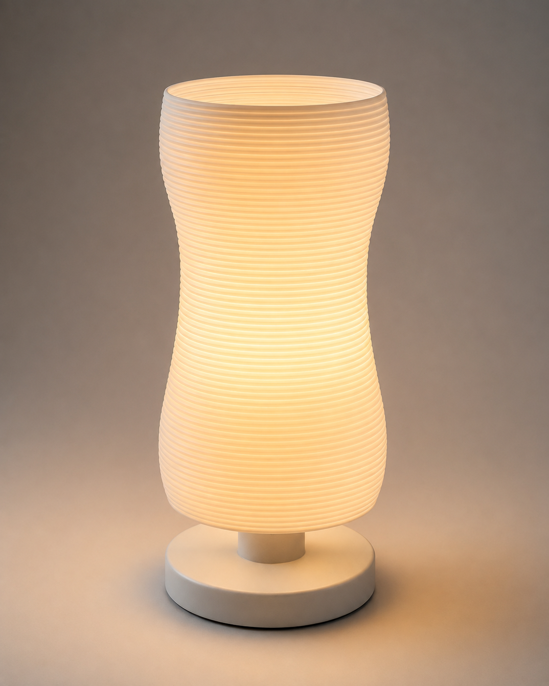 Lampe à strates horizontales